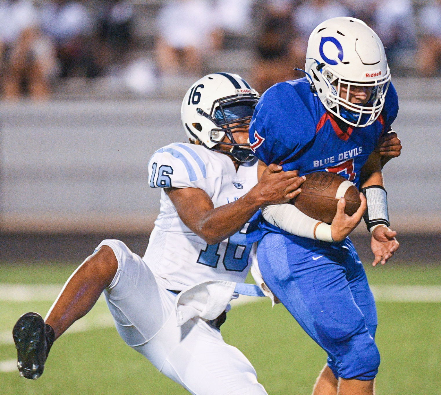 090921-qc-spt-central-football-013